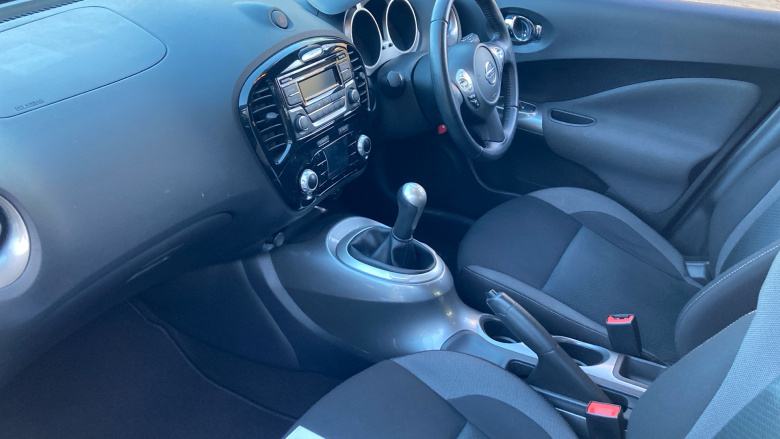 Nissan Juke 1.6 [112] Acenta 5dr Petrol Hatchback